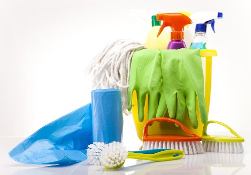 End of tenancy cleaners in Enfield cleaning kitchen surfaces and floors